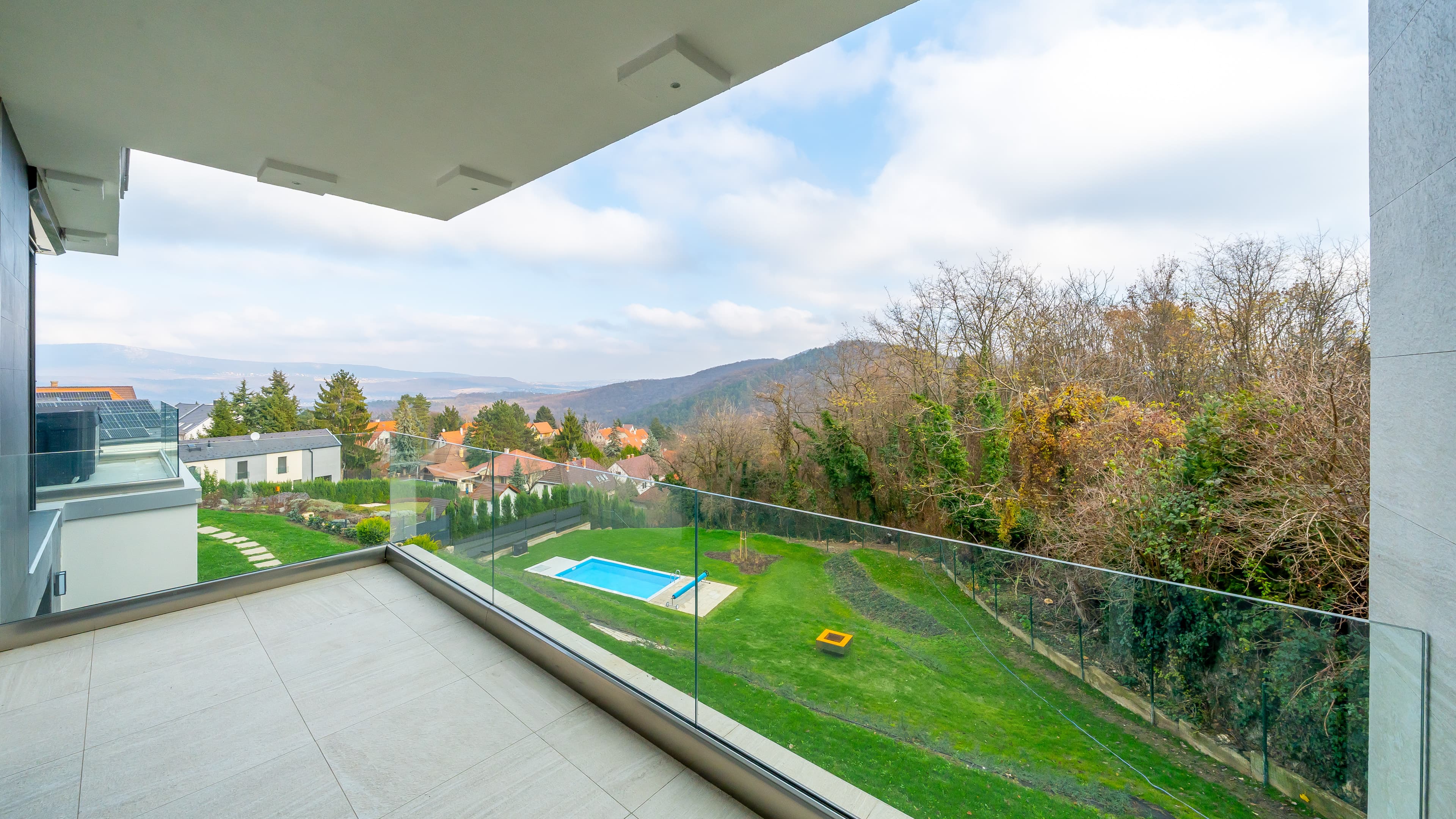 Solymár Residence - 32